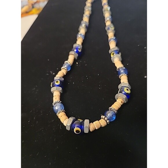 3 Vintage WOMEN'S Southwest Tribal Silvertone/cork/ wood/ Bolts 16 in Necklaces - Picture 13 of 13